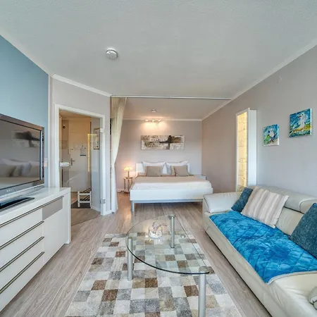 - Haus C, App 0c1208 * هايليغنهافن