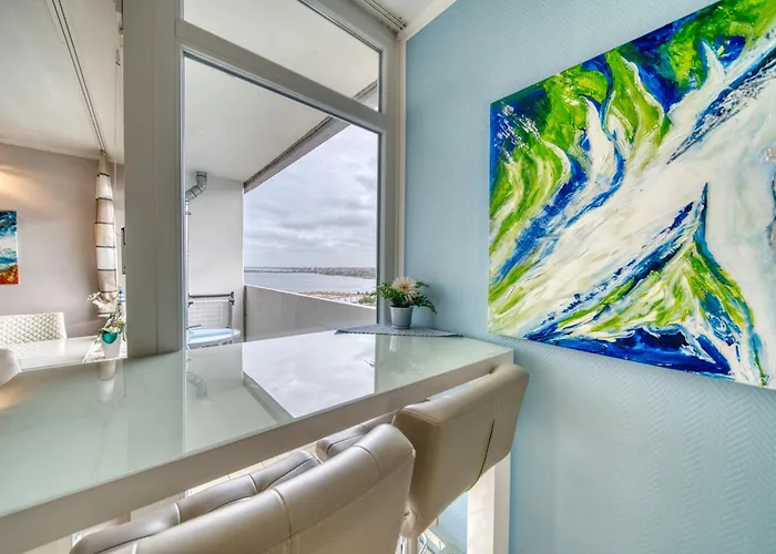 - Haus C, App 0c1208 דירה